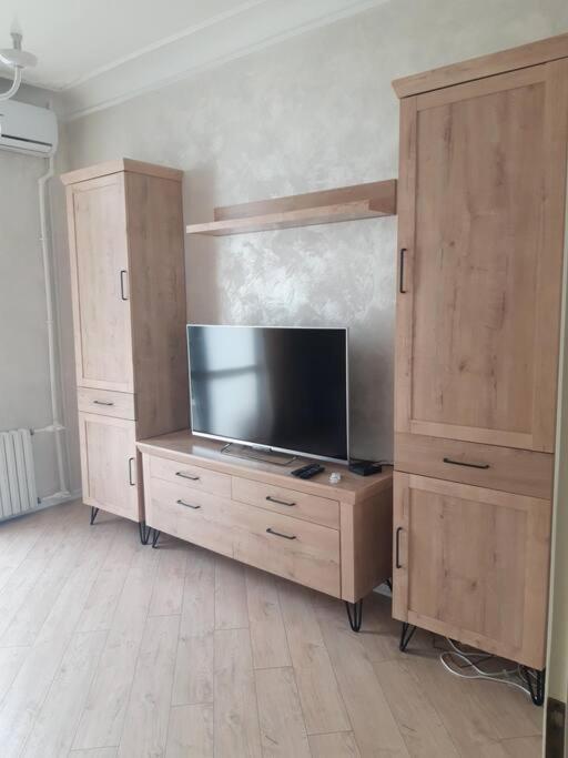 Luxury Apartment In The Center Κισινάου Εξωτερικό φωτογραφία